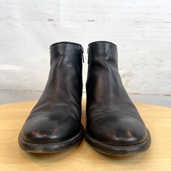 Frye Carson Piping Bootie | 6.5 - Picture 5 of 13